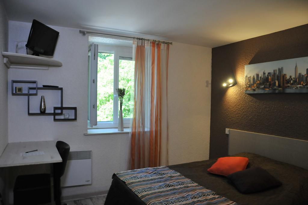 Hotel O2 Saone Reyrieux Exteriér fotografie